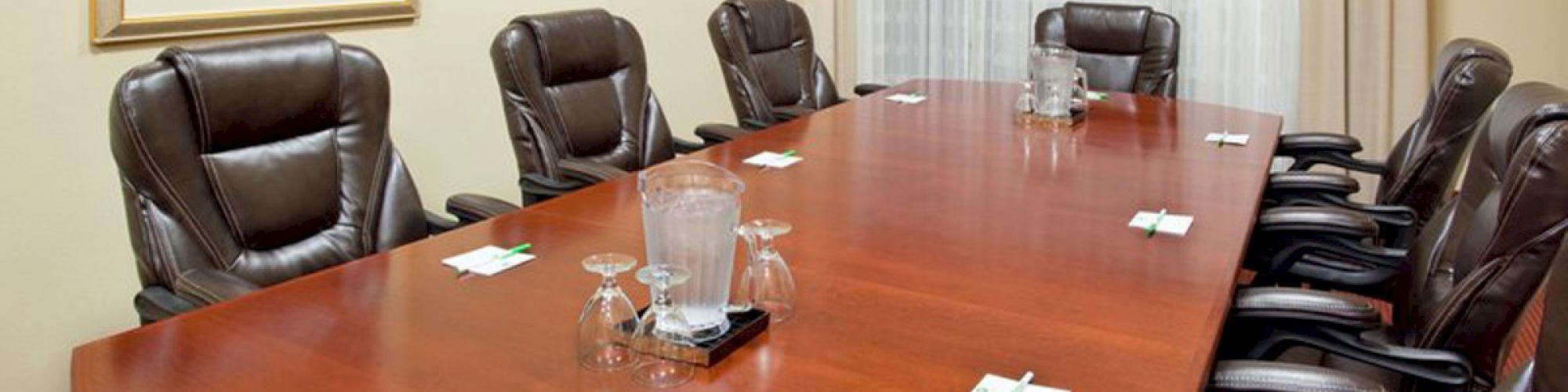 Holiday Inn & Suites Oakland - Airport, an IHG Hotel